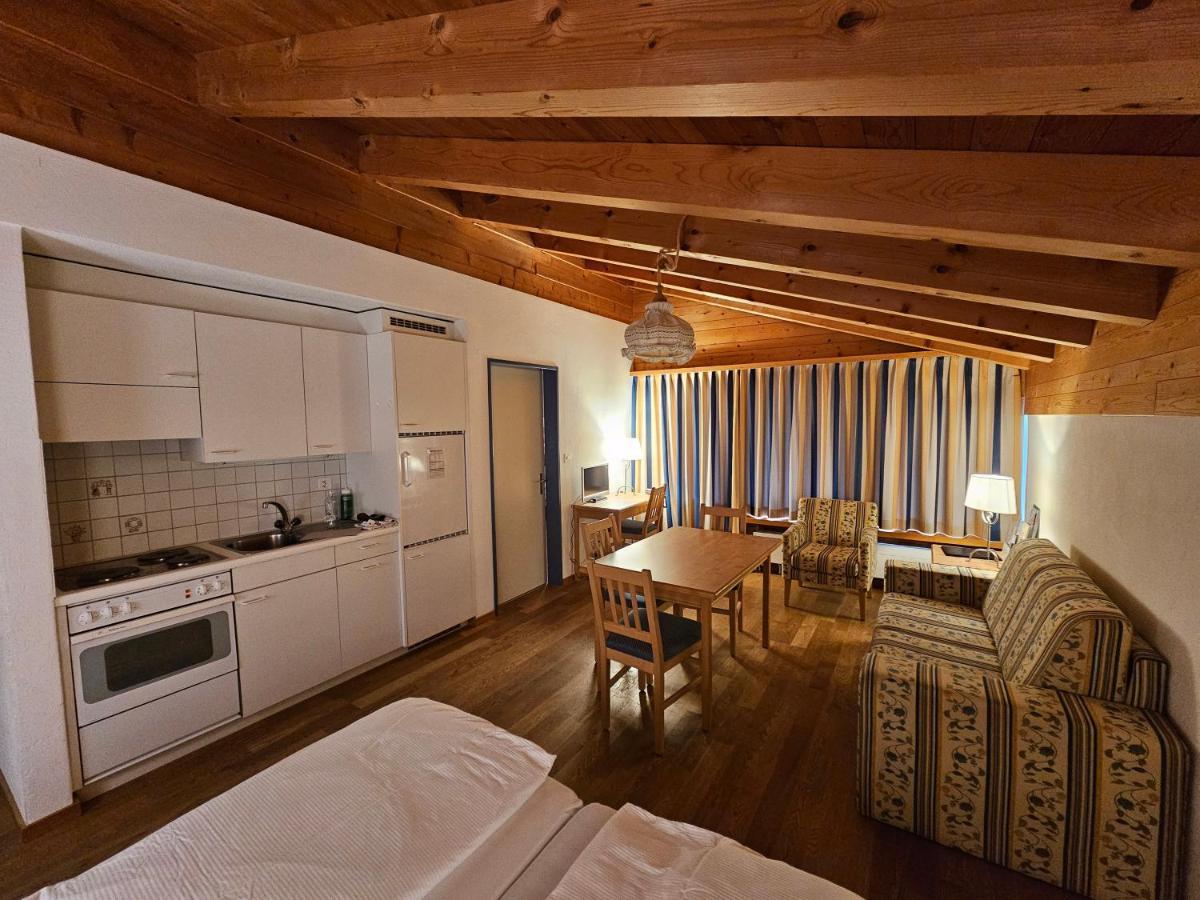 Aparthotel Muchetta Wiesen エクステリア 写真
