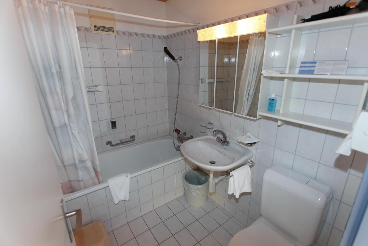Aparthotel Muchetta Wiesen エクステリア 写真