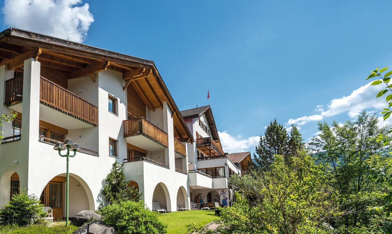 Aparthotel Muchetta Wiesen エクステリア 写真