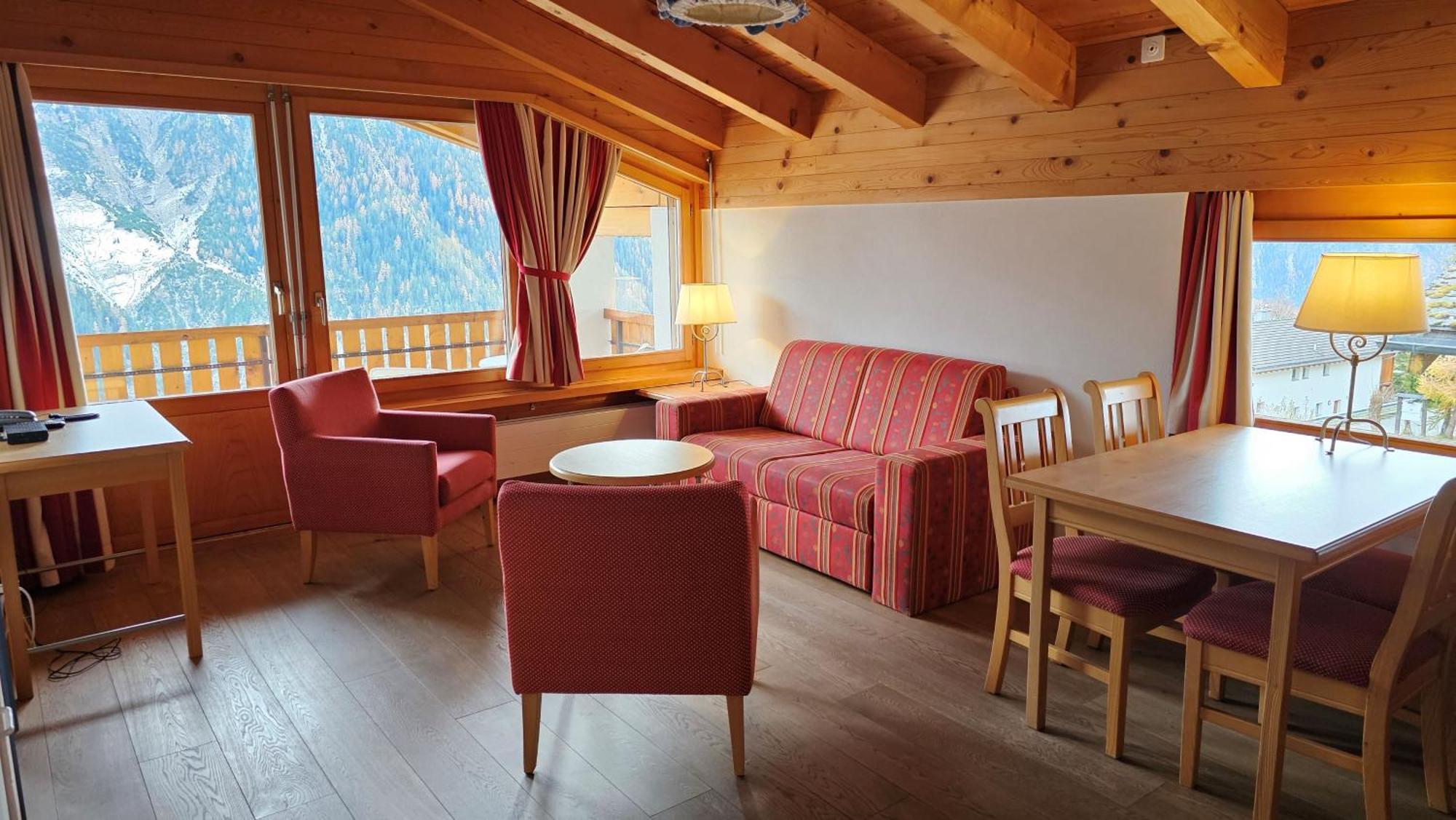 Aparthotel Muchetta Wiesen エクステリア 写真