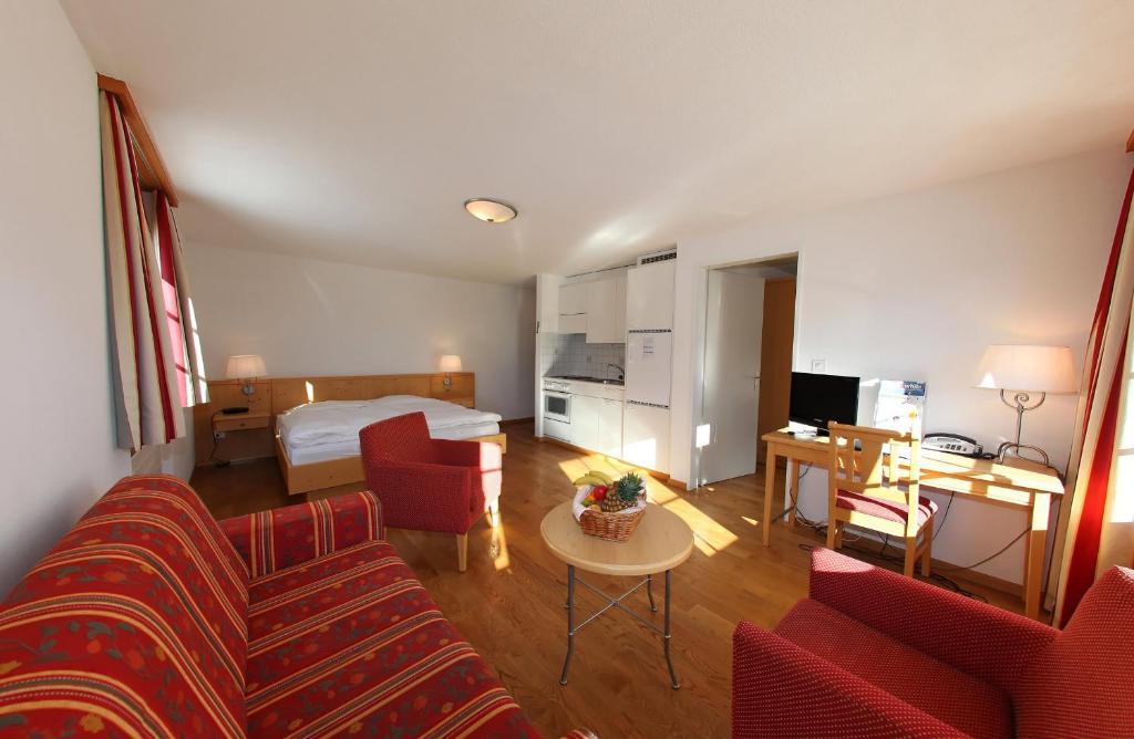 Aparthotel Muchetta Wiesen エクステリア 写真