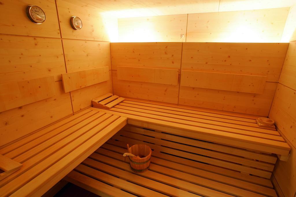Aparthotel Muchetta Wiesen エクステリア 写真